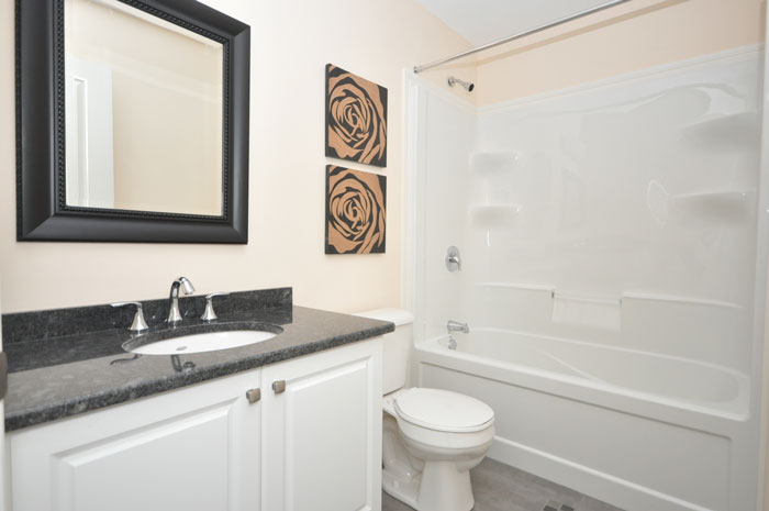 Royal Premier Homes - Eco Friendly Home Builders London - Beaverbrook II - Bathroom