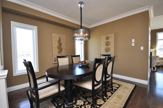 Royal Premier Homes - Eco Friendly Home Builders London - Beaverbrook I - Dining Area