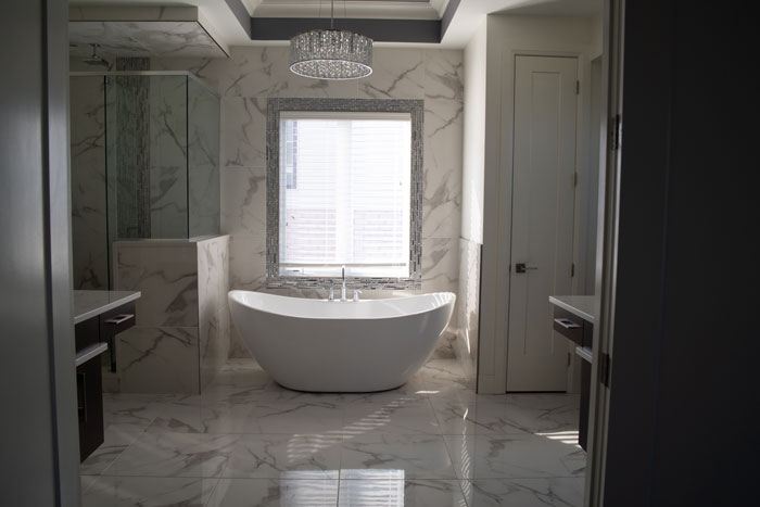Royal Premier Homes - Eco Friendly Home Builders London - Cranbrook I - White Bathroom with Bath Tub